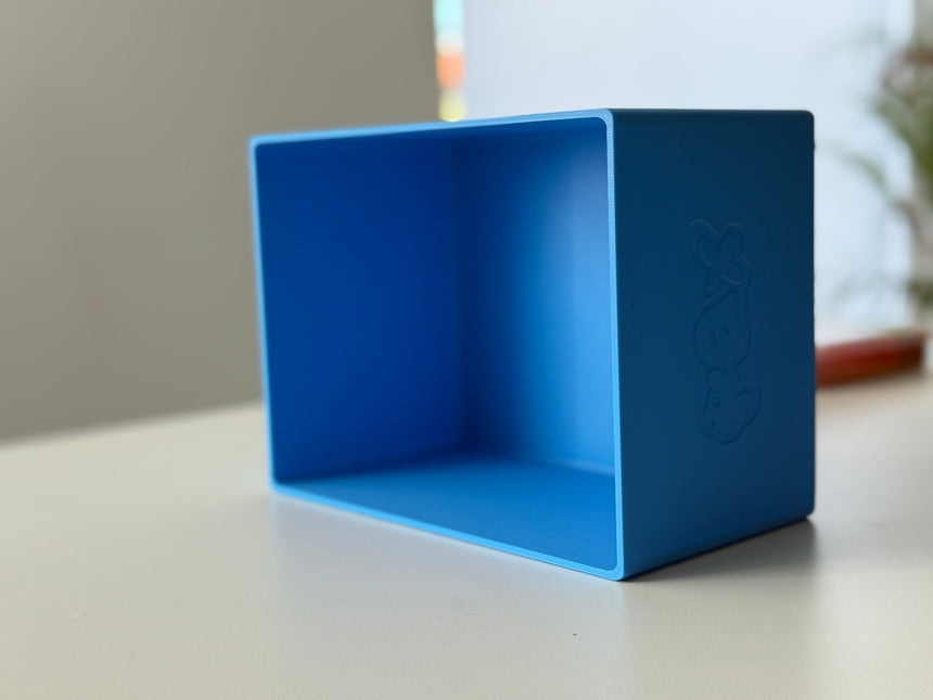 Pax Ultimate Case in blue, empty